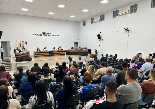 Câmara Municipal realiza 18ª Reunião Ordinária com votações importantes e debates sobre ética parlamentar